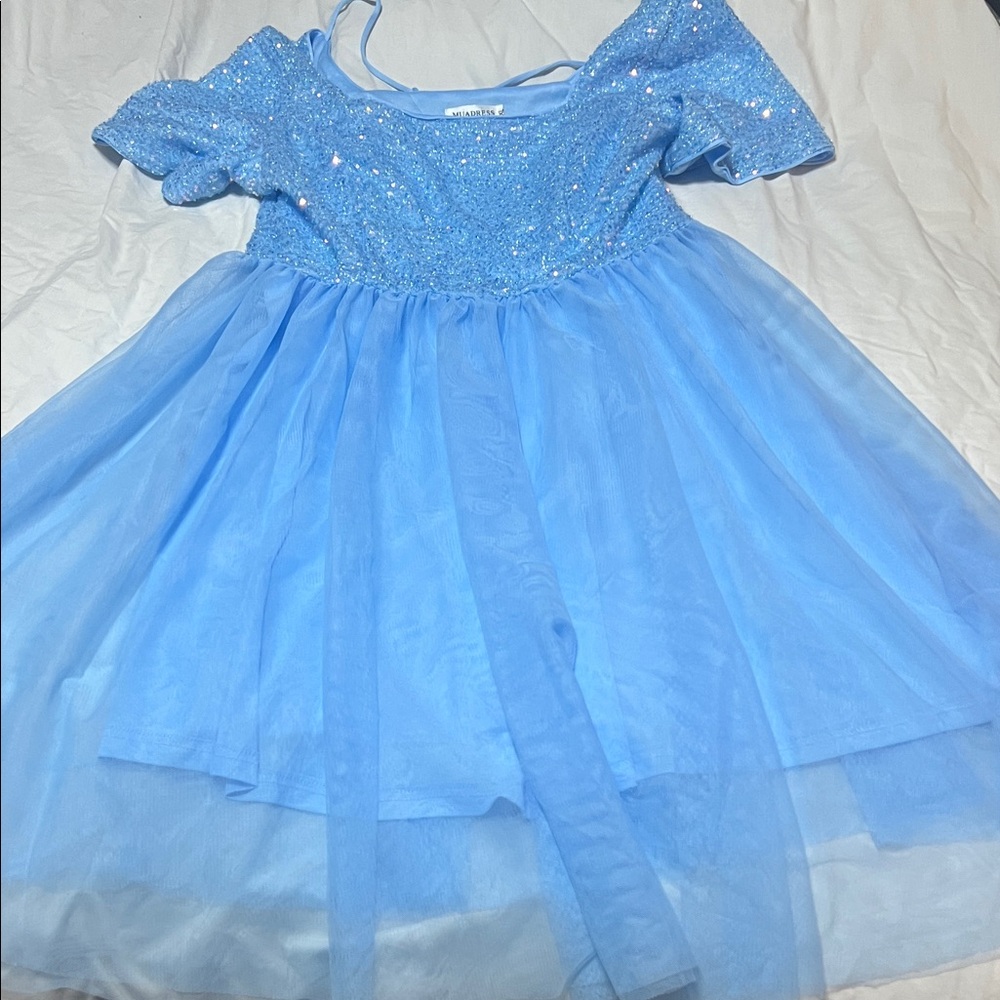 Sparkling Blue Dress, Muadress
